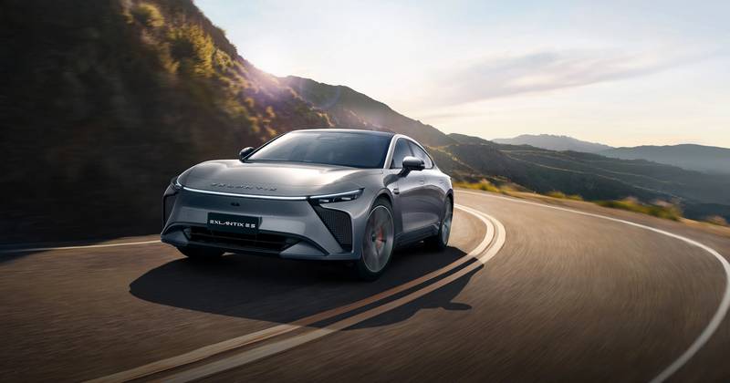 Exlantix ES sedan